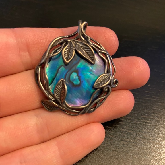 Abalone shell sterling silver pendant - Picture 1 of 7